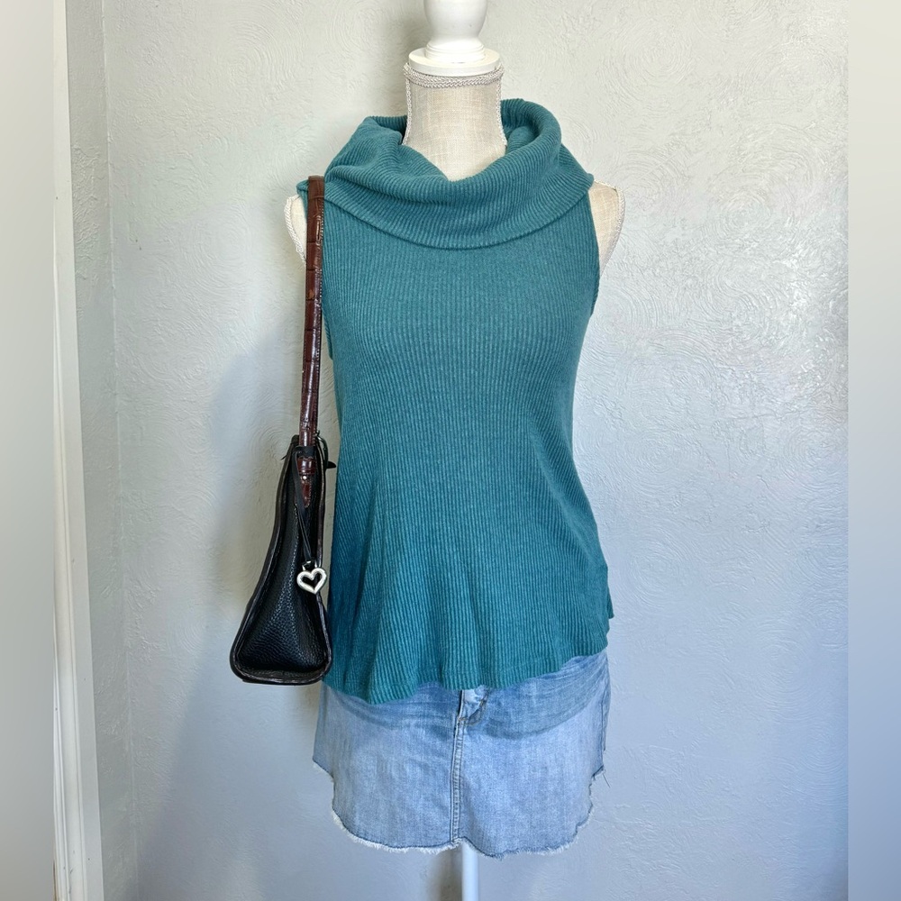 Anthropology Sleeveless Turtleneck Blue Sweater Women’s Blouse Size Medium